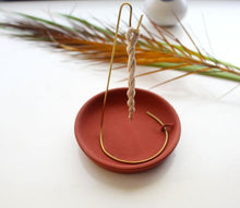 Load image into Gallery viewer, Ceramic Rope Incense Burner