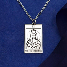 Load image into Gallery viewer, Hight Priestess Tarot Necklace
